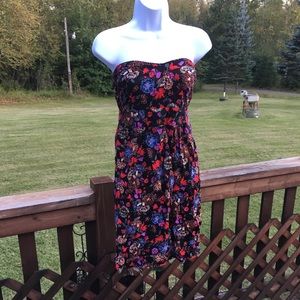 Strapless summer dress.